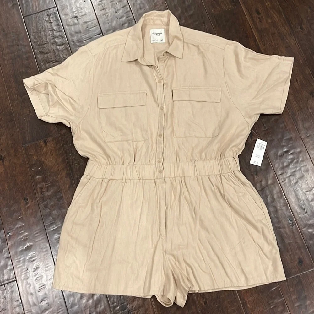 Abercrombie & Fitch romper - Picture 1 of 2